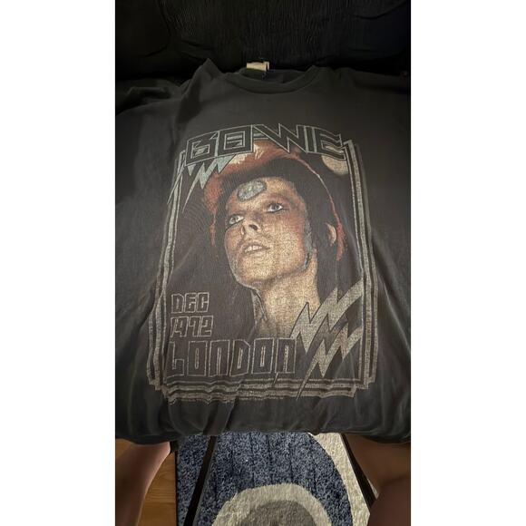 BOWIE-2XL-Tee- Ziggy Stardust  Faded Dec 1972 London - Picture 1 of 1